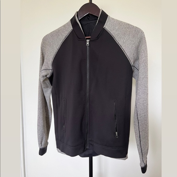 Lululemon - Bomber jacket - Picture 1 of 3